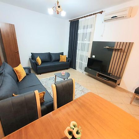 Apartment Me Qera Lungomare Vlore Medem1 Eksteriør bilde