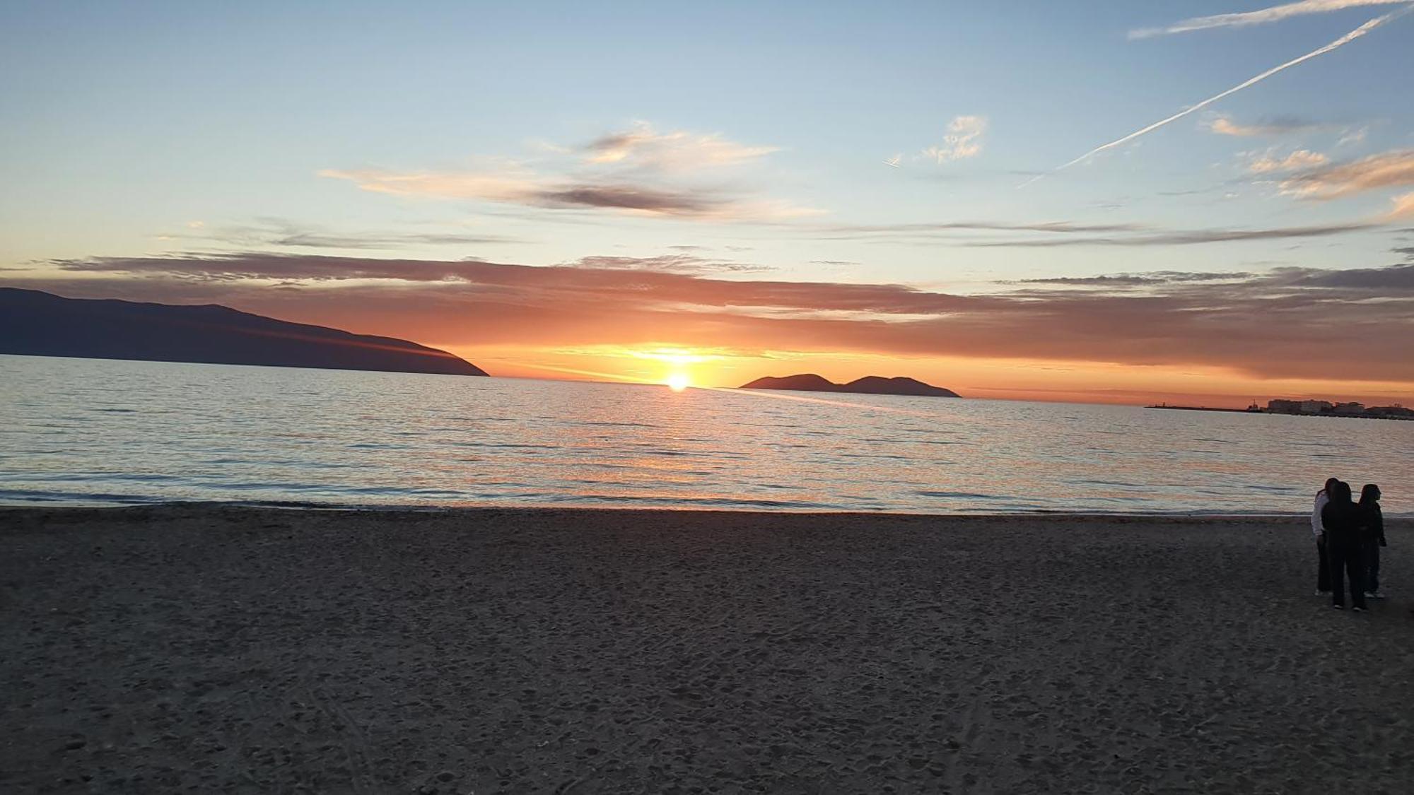 Apartment Me Qera Lungomare Vlore Medem1 Eksteriør bilde